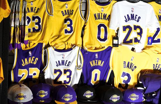 让詹皇起鸡皮疙瘩，让冷面小卡激动不已，斯台普斯到底有多神奇？