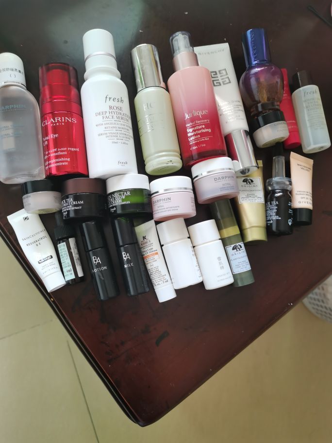 尝试各种护肤品,比较小众且好用的护肤品牌