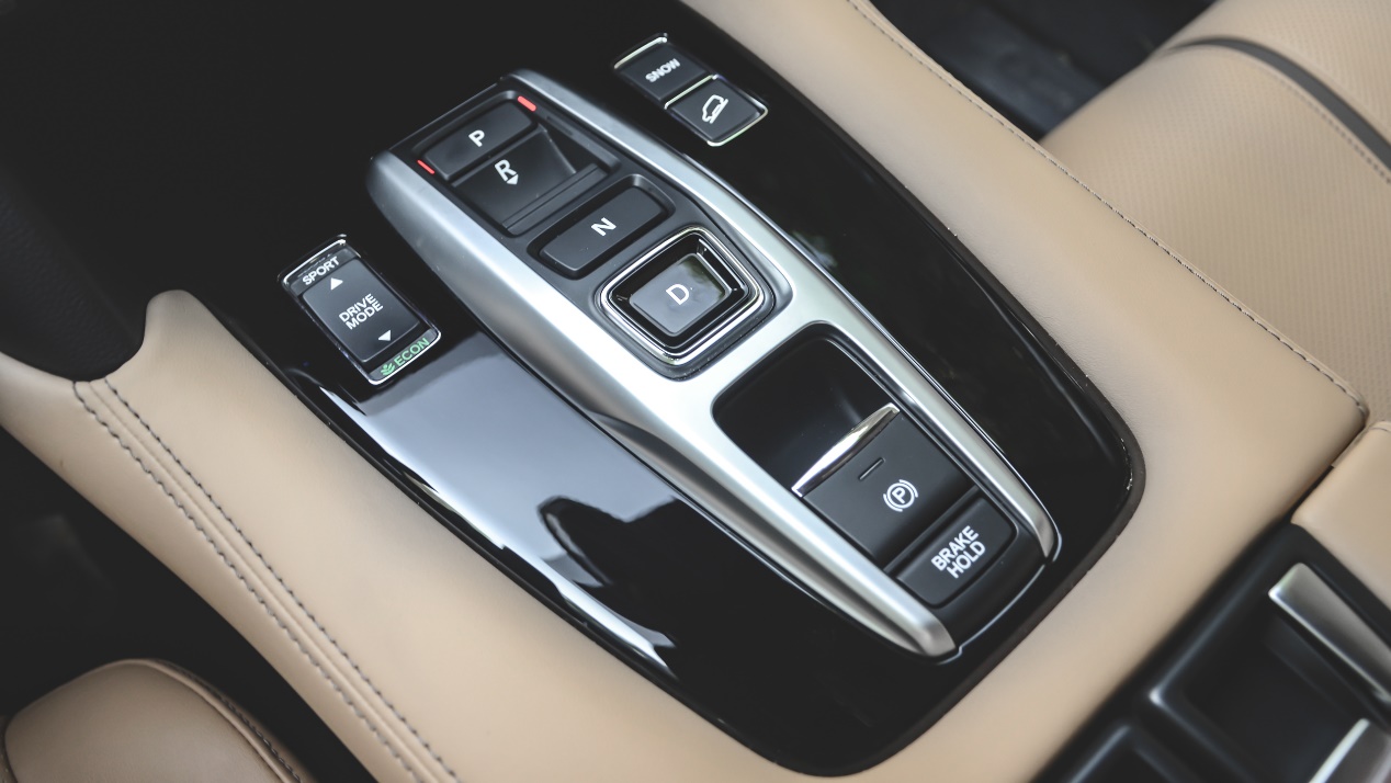 本田ur-v2023款大五座价格,urv本田体验