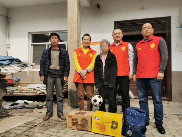 共青团关爱建档立卡贫困青年,共青团帮助青少年