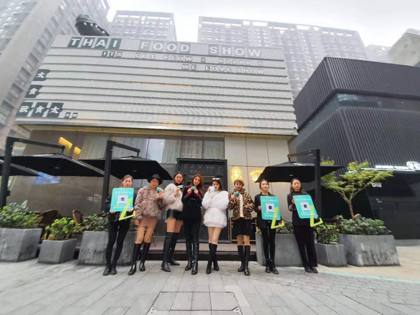 请收下这份礼物,请收下一份特别的礼物