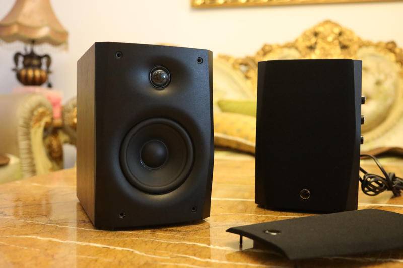 惠威d1100和漫步者s1000有什么区别,惠威d1100和漫步者r2000db对比