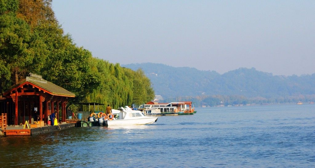 昆明出发三月哪里机票最便宜,昆明往返机票自由行