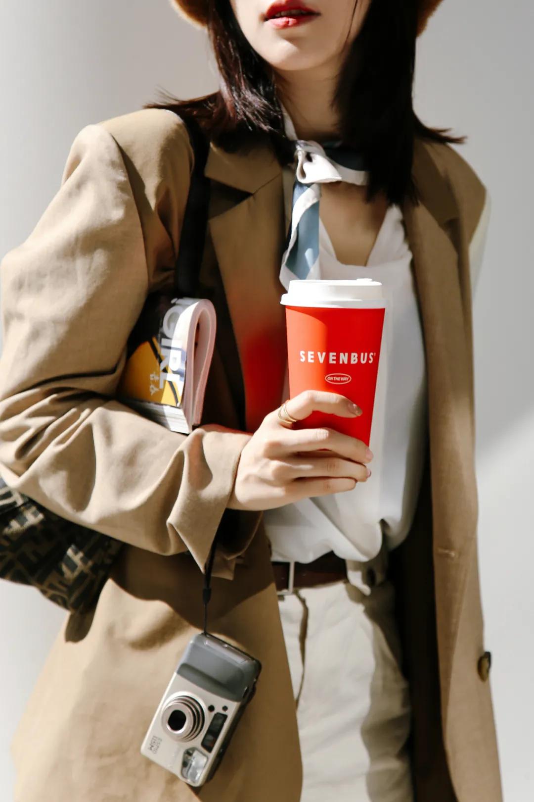 一天上40款新品，SEVENBUS这次玩大了...