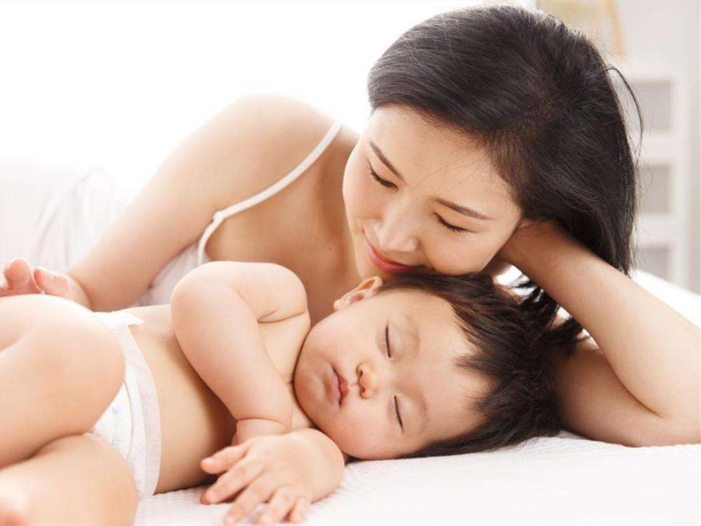 哄孩子睡觉时崩溃的心情,哄娃睡觉哄到情绪崩溃怎么办