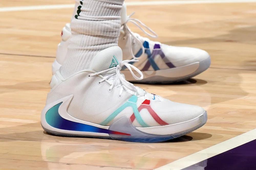 nba球星球鞋每日上脚adidas,今日nba球星上脚球鞋一览2019