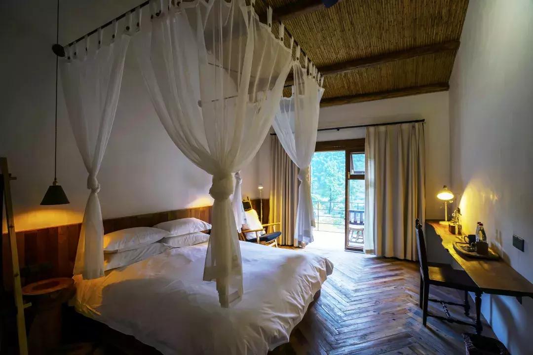 一家三口春节7天旅游民宿,春节去哪里民宿玩推荐一下