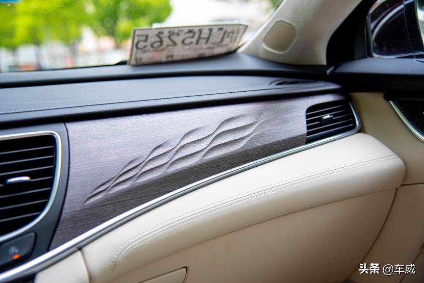 别克新君越细节讲解,别克新君越空间