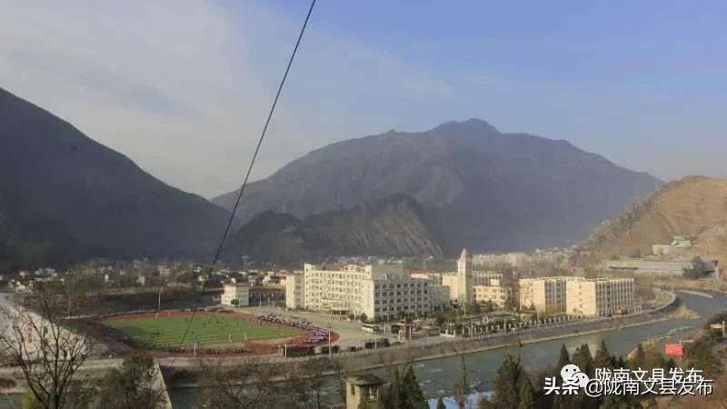 文县一中在甘肃省高中排名,文县一中学校高一十班