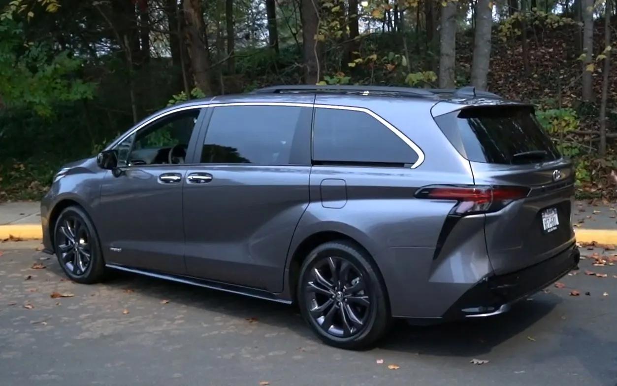 2023款改款广汽丰田赛那上市,广汽丰田赛那预售32-42万元