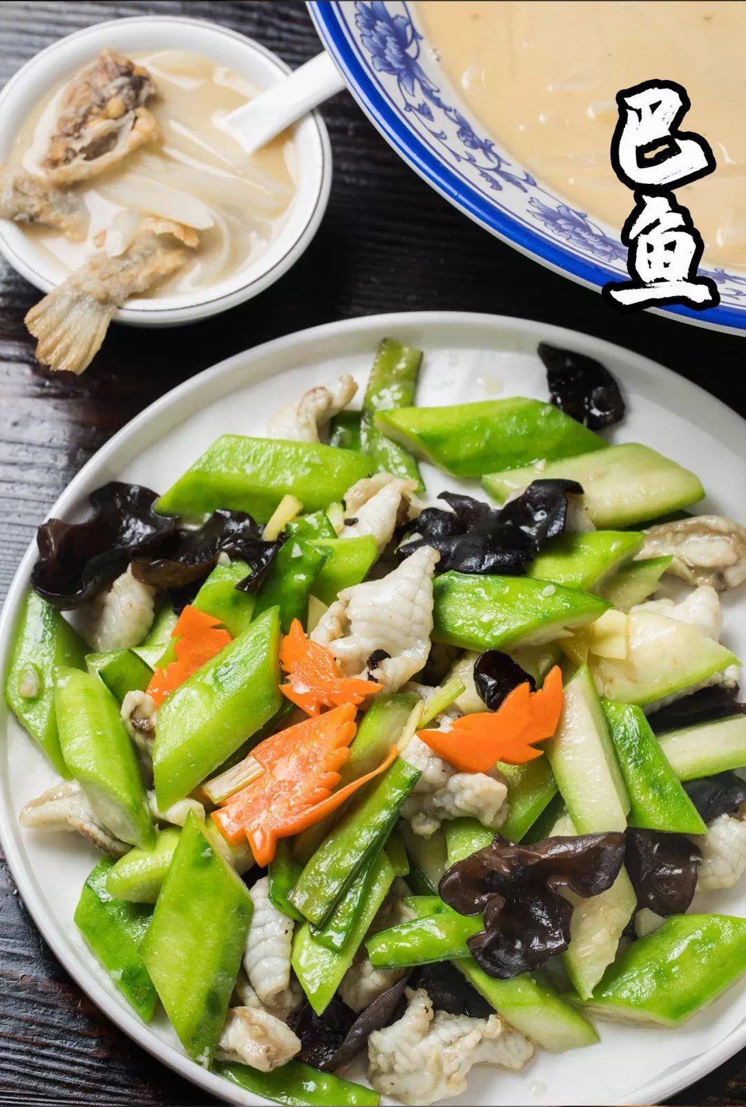 宝安人的顺德饭堂，生蚝用木桶蒸，还加黑松露