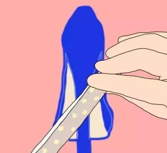 鞋子后面的小拉环如何处理,鞋子后面的拉环怎么去掉