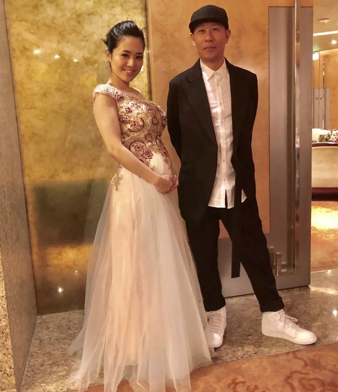 苍井空怀孕且新片上映，尺度大但丈夫却十分支持！