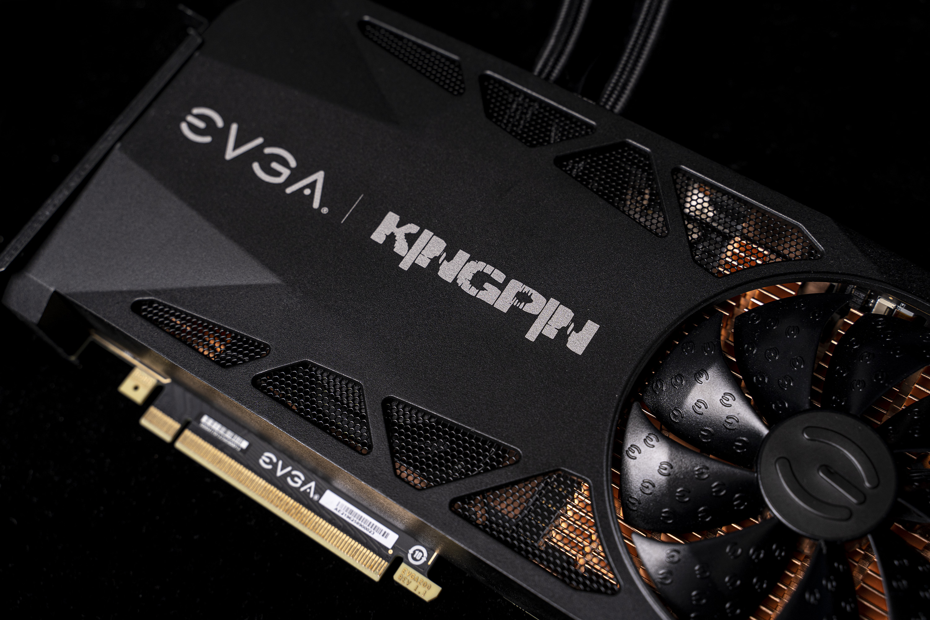 联力鬼斧机箱装机配件推荐,联力鬼斧机箱安装视频