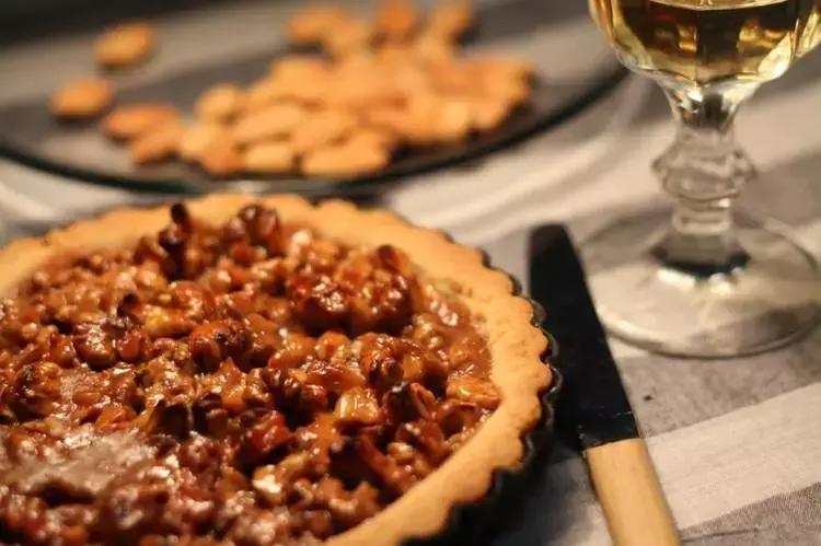 美国人看感恩节来历,西方的感恩节是怎么由来的