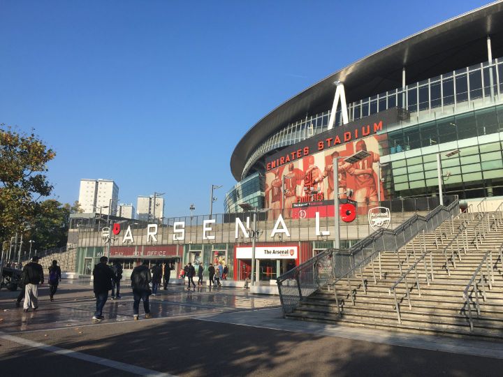 阿森纳主场酋长球场环绕,阿森纳主场酋长球场的详细介绍