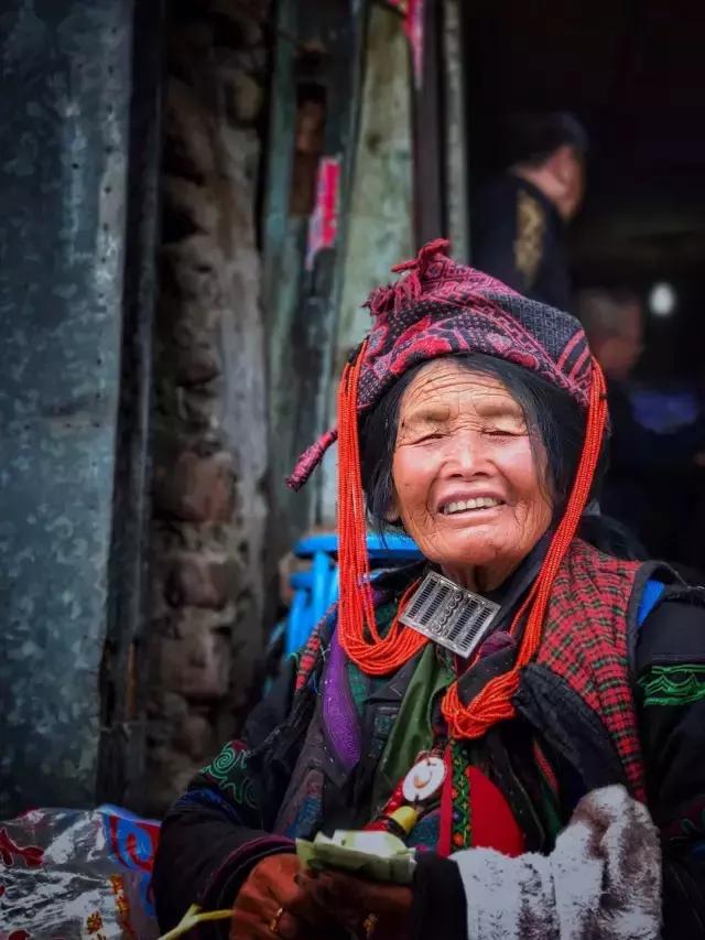 四川这座隐匿千年的古城,四川这座隐藏在喧闹中的千年古镇