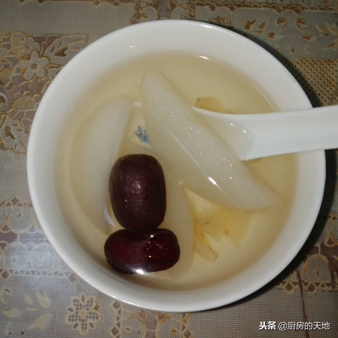 冬天天气干燥易上火多喝这碗汤,冬季感冒发烧养生汤