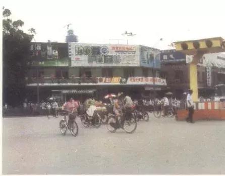 成都近40年变化,成都市1979到2018年发展演变