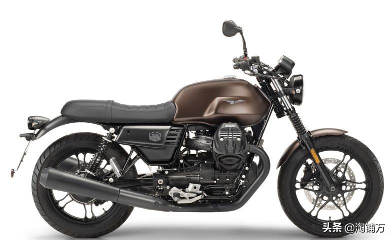 摩托古兹v7iii座高,摩托古兹v7stone落地