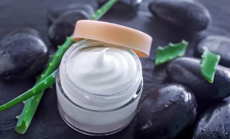 乳液和面霜怎么区别好坏,护肤乳液的正确用法