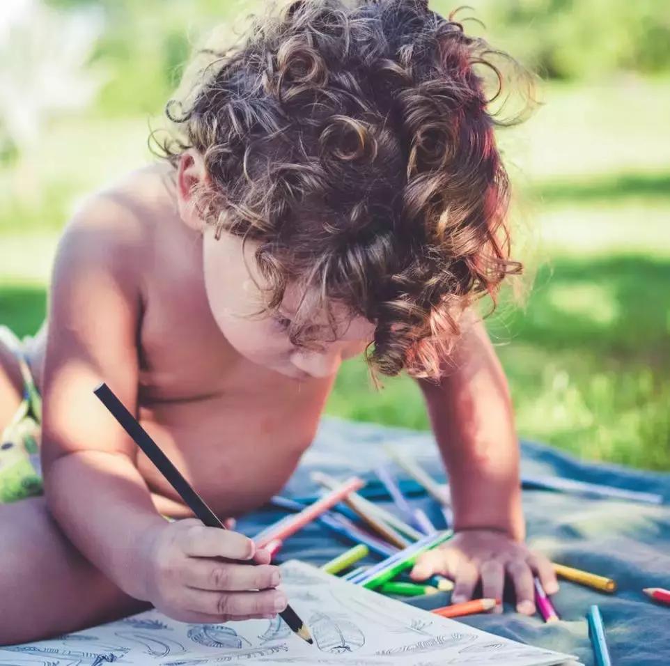 教孩子沉迷电视的方法,儿童沉迷电视有什么危害