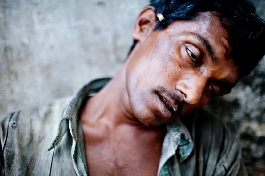 制造丧尸：病毒、*品毒**和寄生虫