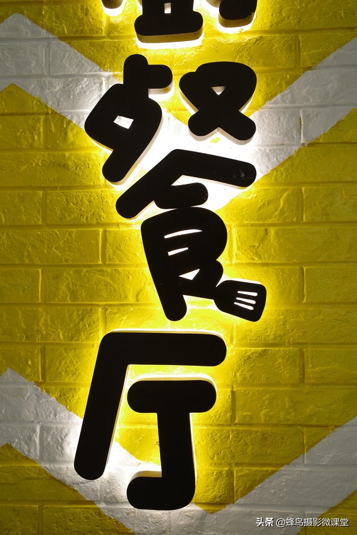 相机测评：理光GR3扫街拍照神器6199元买的不只是情怀