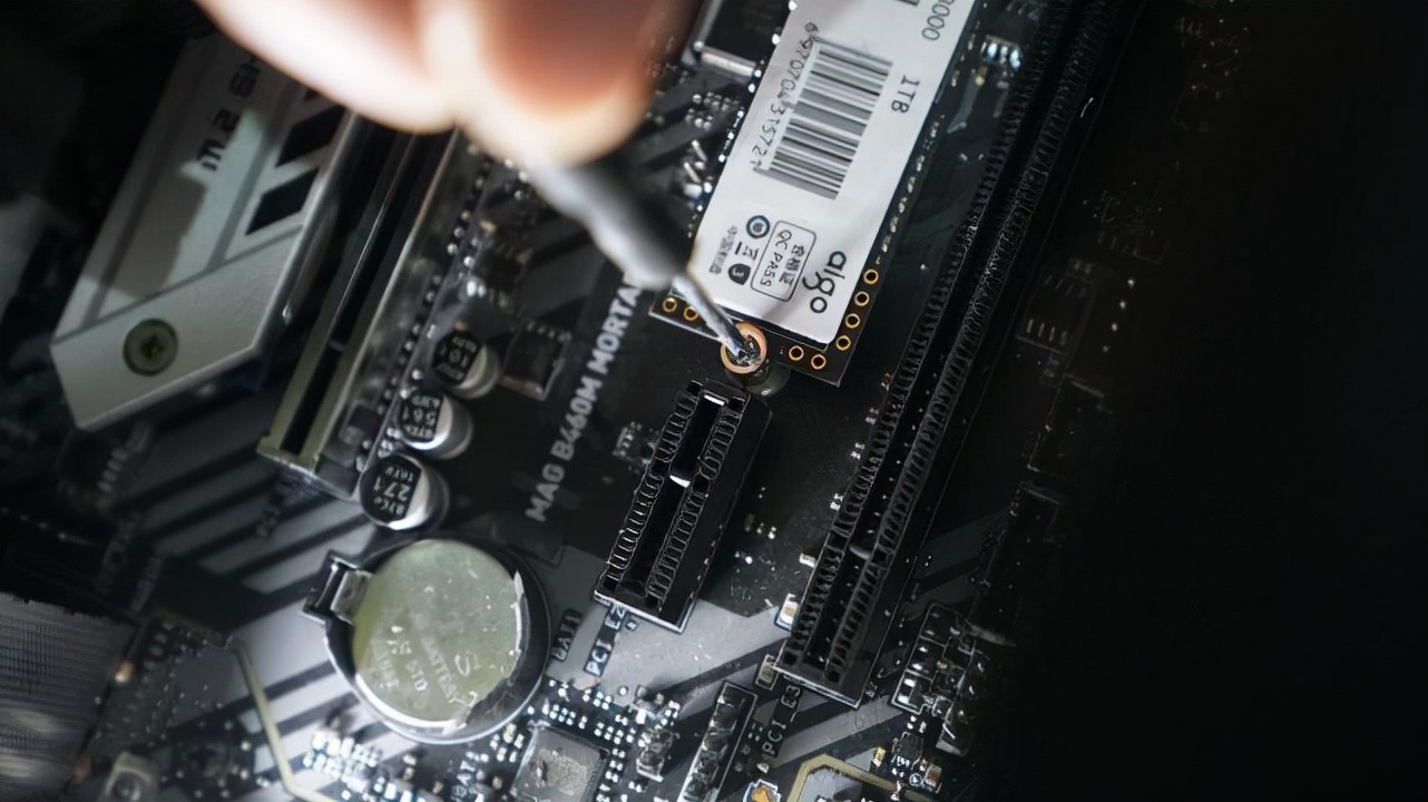 扩容m.2固态硬盘安装好怎么用,t440p硬盘升级固态硬盘