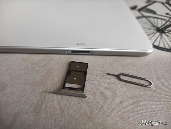 教育平板与普通平板,酷比魔方iplay40pro和小米平板