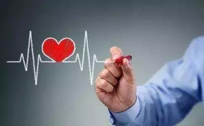 心脏一天早搏3万次！浙江9岁小女孩赶暑假作业赶出心脏病，身体严重透支的年轻人易中招