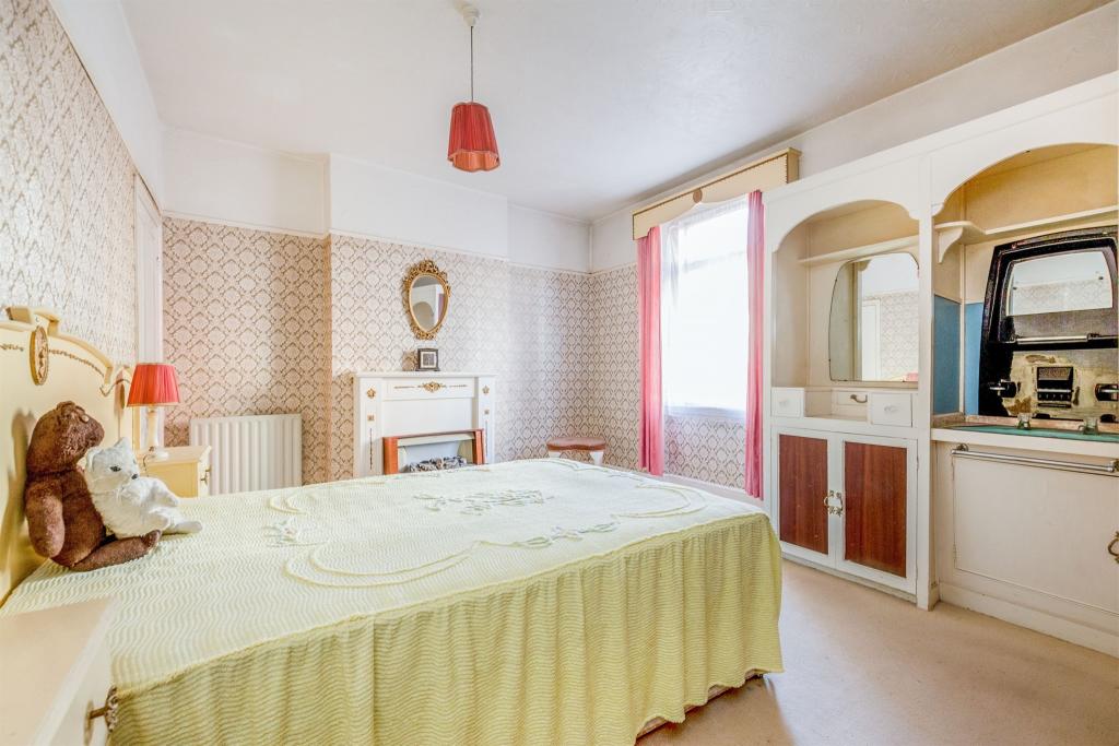 这些千奇百怪的房子,这些户型奇葩的房子居然还挺抢手