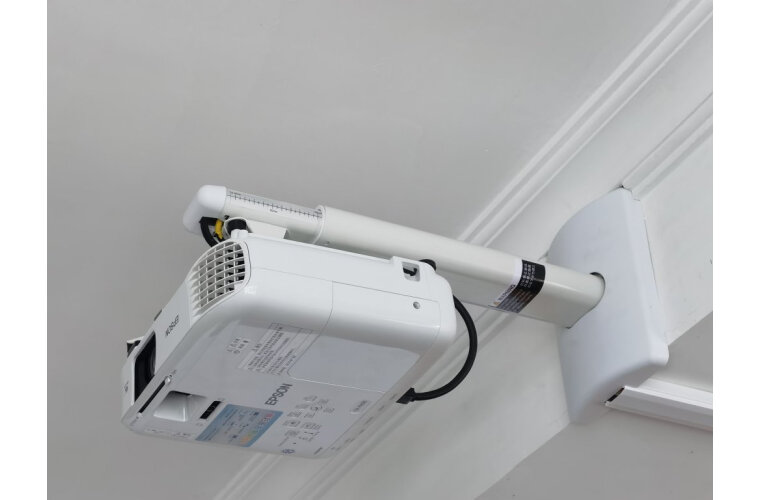 hdmi转vga线如何连接投影仪,投影仪可以不用hdmi线无线连接吗