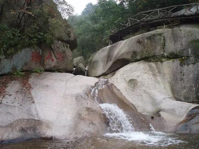 西泰山是什么样的,西泰山为啥叫西泰山
