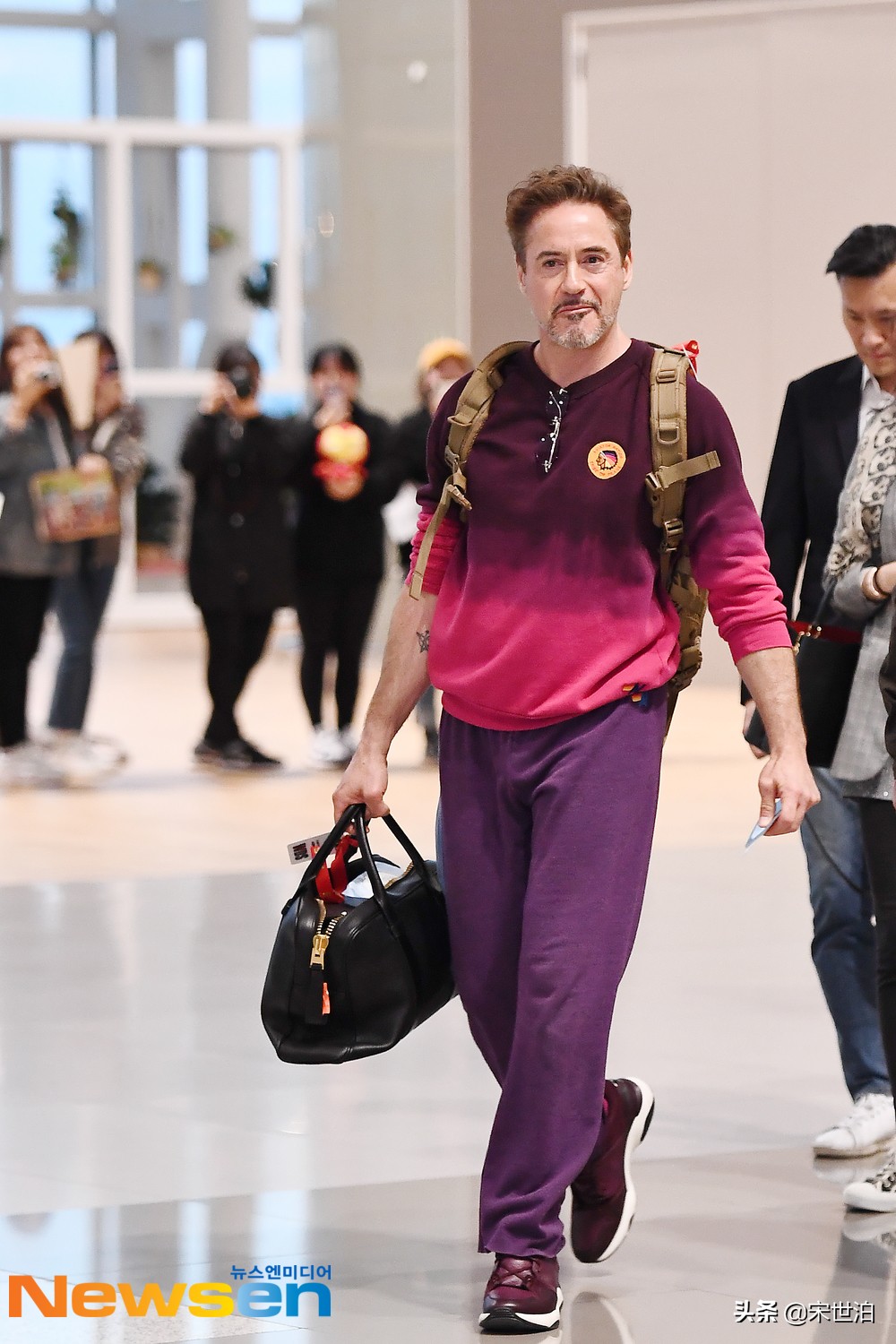 复联4唐尼发布照片,小唐尼回归钢铁侠4