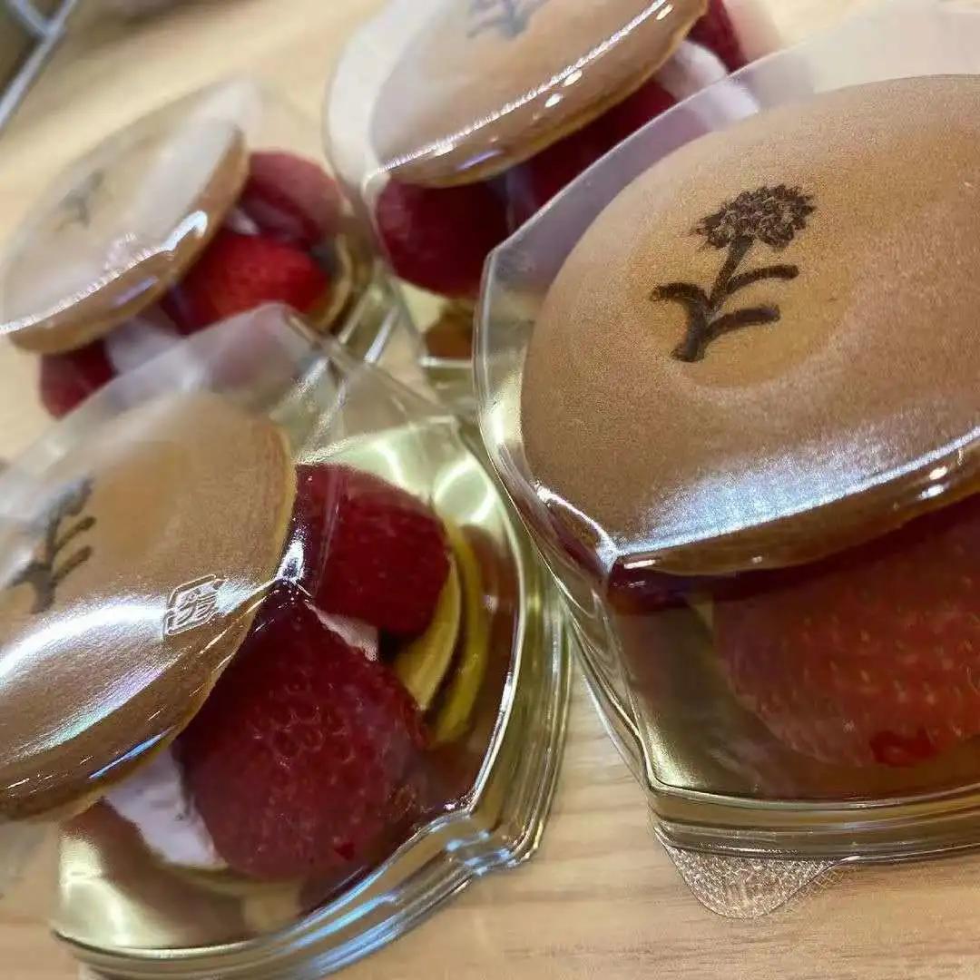 简单款式的母亲节蛋糕图片,六种不同口味母亲节蛋糕