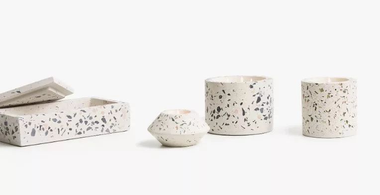 在zarahm买衣服怎么样,为什么年轻人都喜欢在zara买衣服