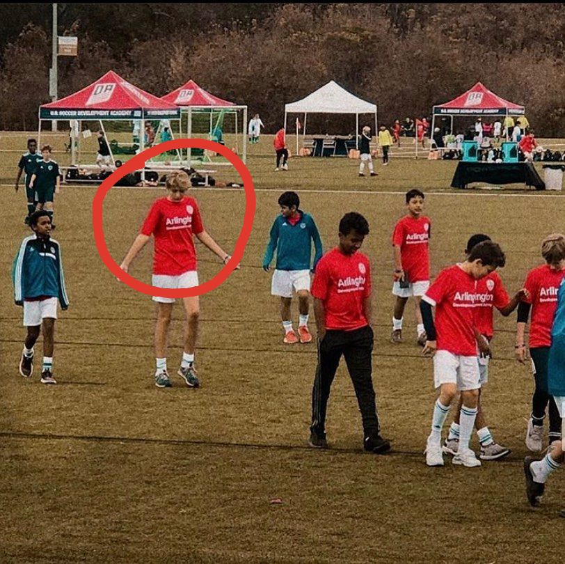 特朗普小儿子与足球明星,特朗普和球员身高对比