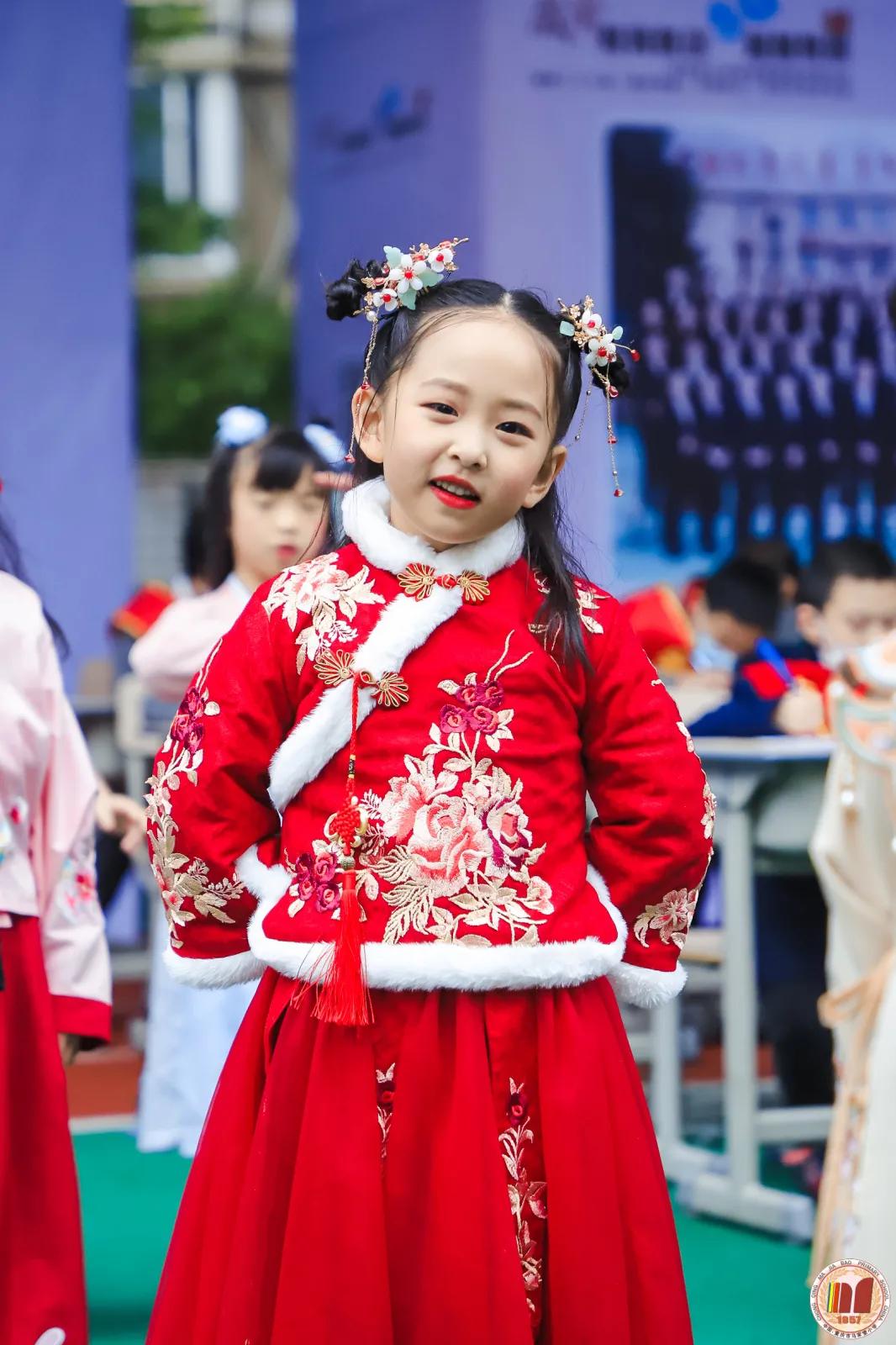 重庆5朵金花小学名字及地址,重庆公认最好的五个小学