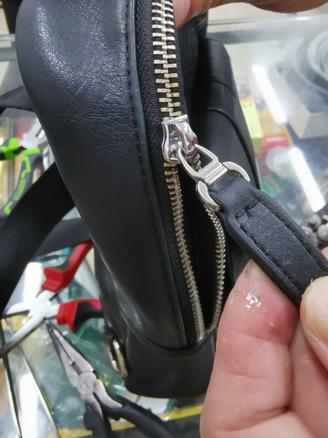 拉链拉链头坏了怎么修,拉链头坏各种修复方法