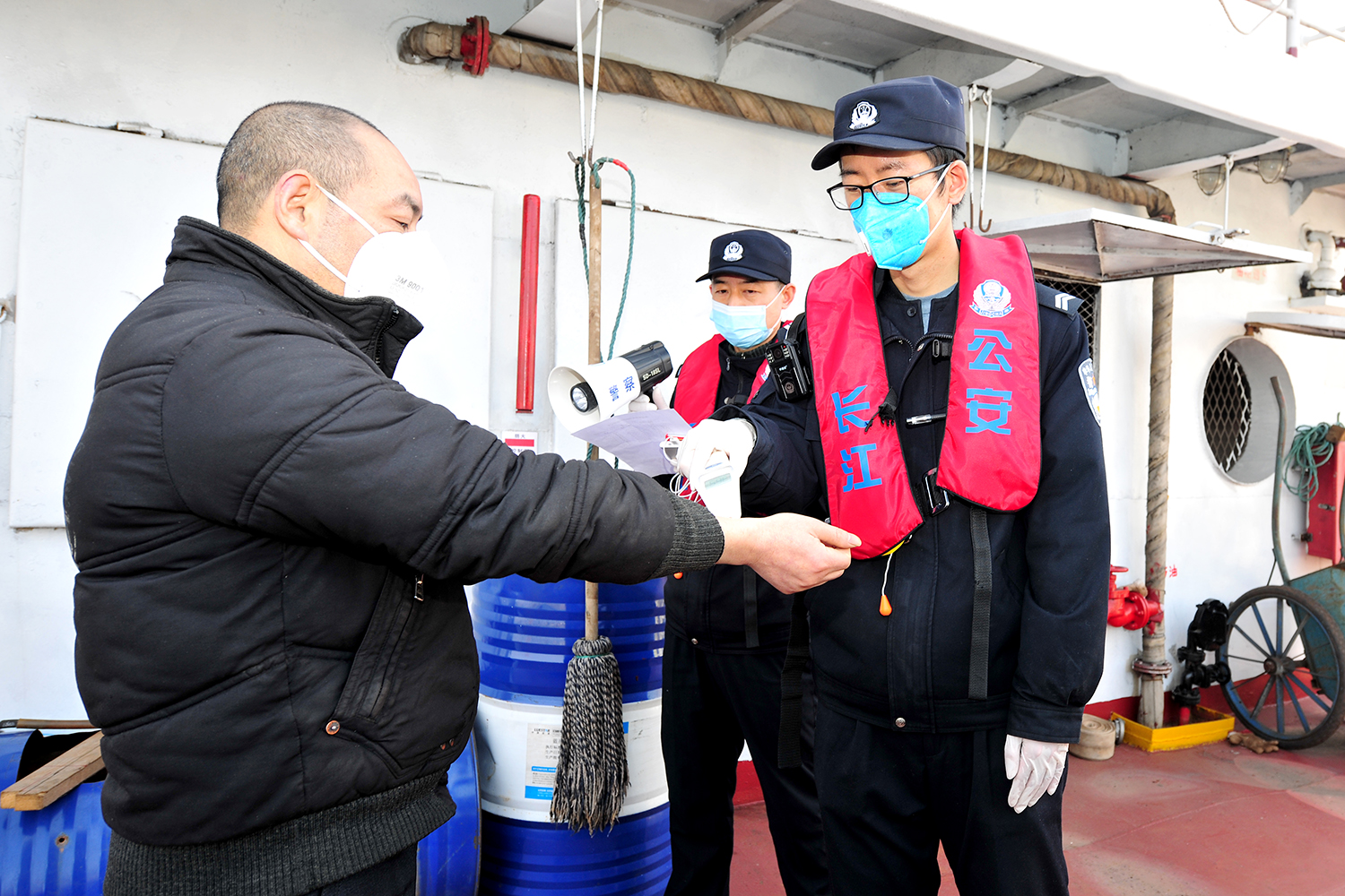 疫情面前警察不退文章,疫情当前警察不退疫情防护指南