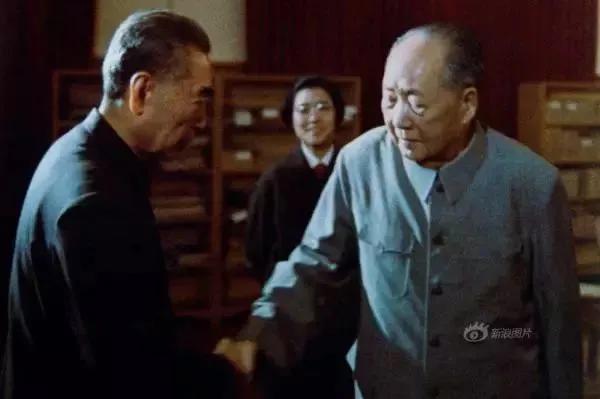 126张照片缅怀毛主席一生!