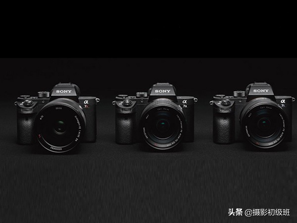 索尼tx9相机与t900相机比较 (索尼相机好还是富士相机好)