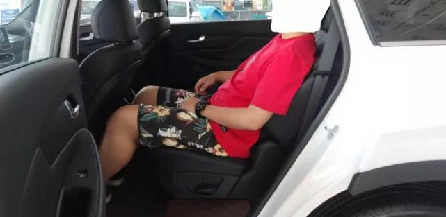 北京现代第四代胜达详细介绍,正面竞争和错位竞争