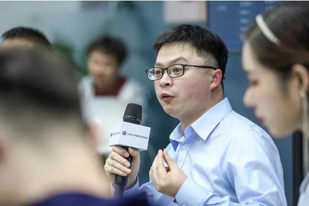 零跑油电混合动力汽车,零跑汽车混动技术