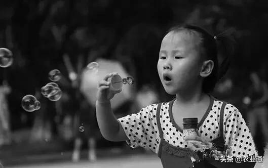 80后小时候玩的纸玩具,小时候玩过的玩具80后满满的回忆