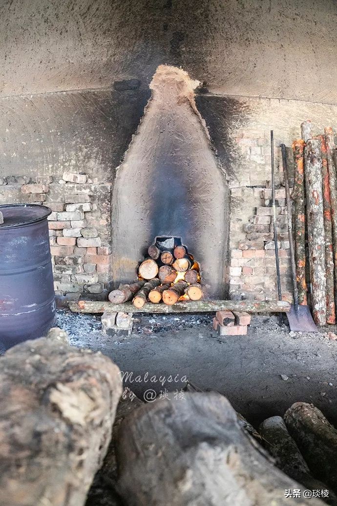 木炭是烧出来的？看过大马最后的炭窑厂后，才发现以前都是错的
