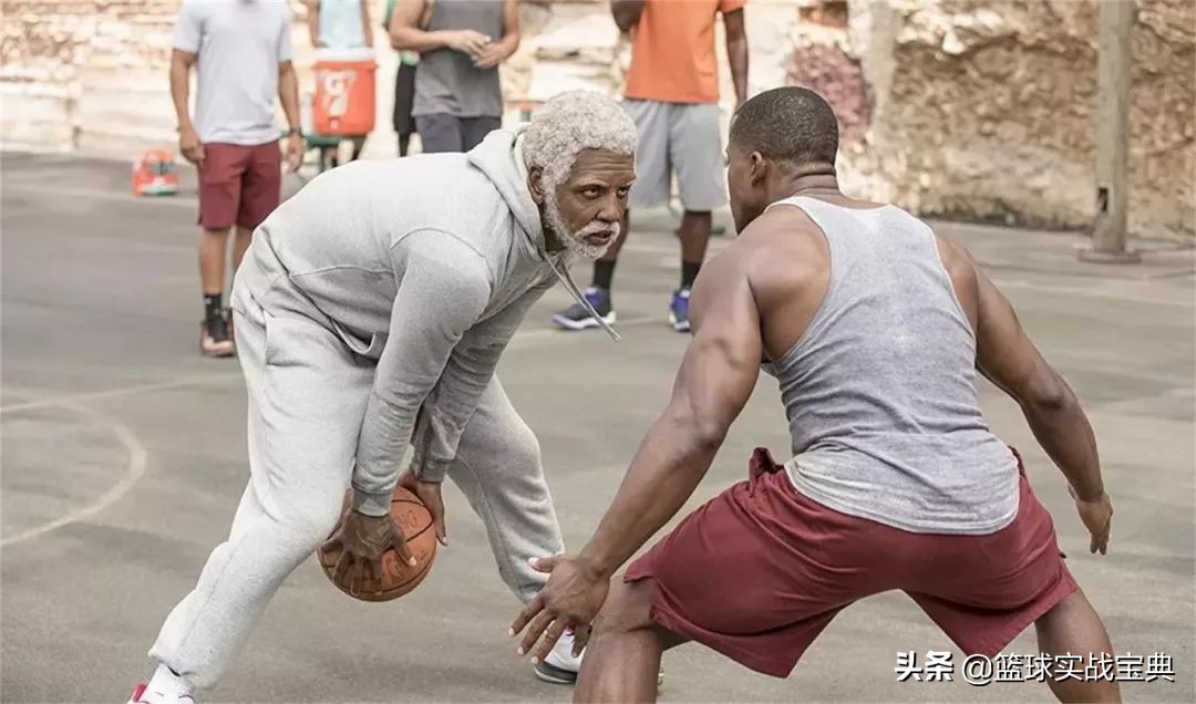 打篮球特别久还是很菜怎么办,多运球就能练好篮球吗