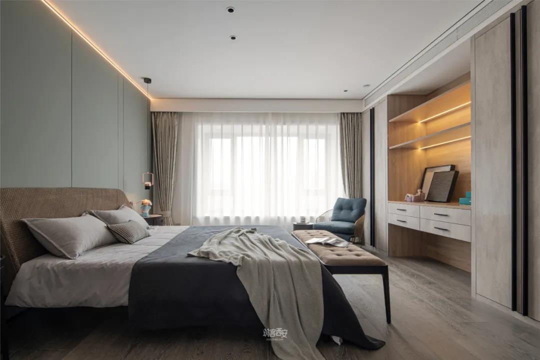 业主不付钱把我安装的东西拆除了,业主装修好不给钱砸了