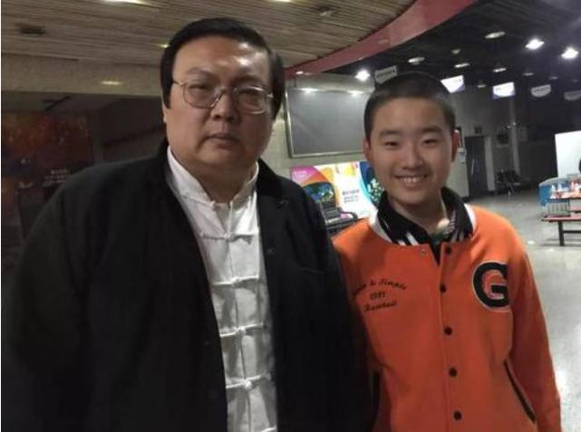 当今书法家何世龙怎样了,何世龙为什么是书法神童